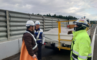 役員パトロール 道央自動車道　北路線下り線走行車線規制（江別営業所）